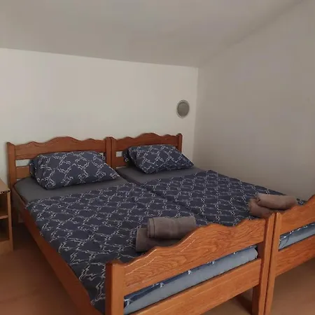 Apartmani Igercic Stinica Exterior photo